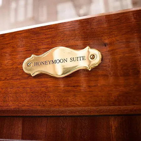 王子船屋 公寓 *